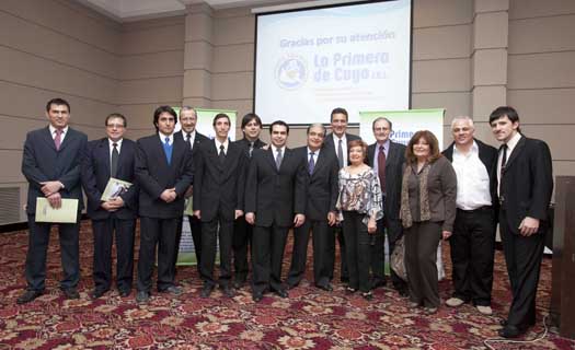 Due�os y empleados de La Primera de Cuyo